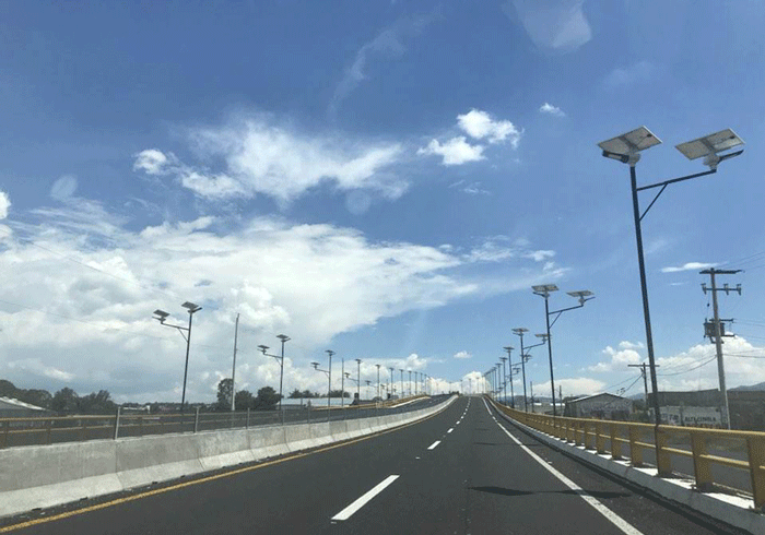 锂电池太阳能路灯